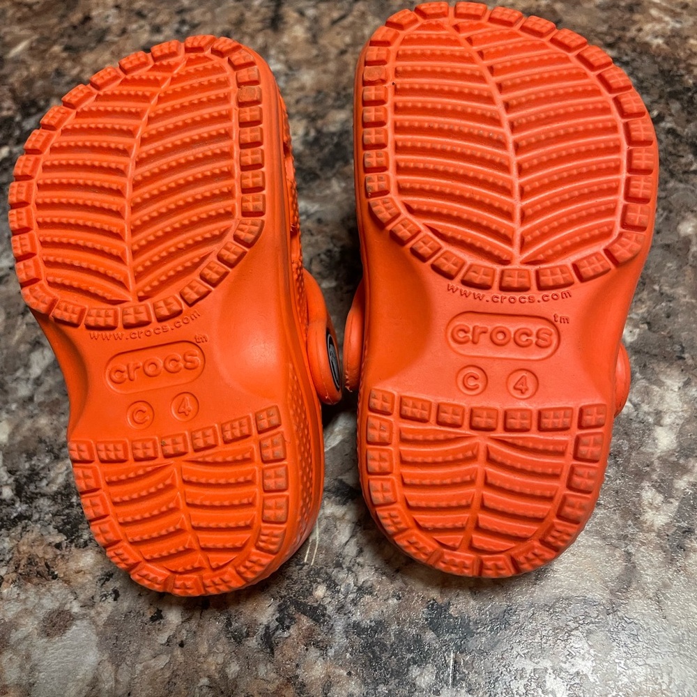 Like new size 4 infant crocs